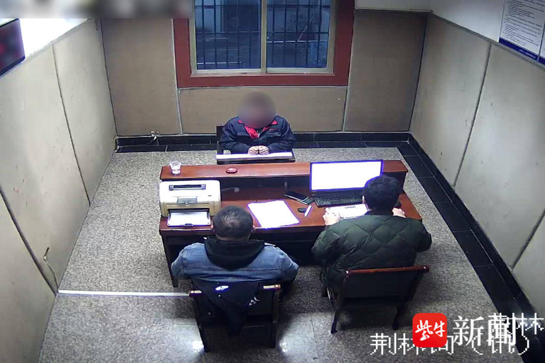 “監(jiān)控上面的是我，但犯錯(cuò)誤的那個(gè)，不是我！” 男子凌晨切割卷閘門盜竊，被抓后“戲精”上身:卷閘門
